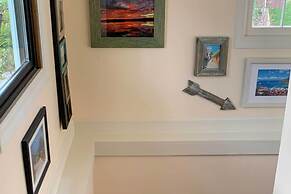 Dreamy Lake Norman Cottage w/ Panoramic Lake Views