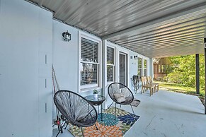 Dreamy Lake Norman Cottage w/ Panoramic Lake Views