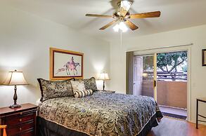 Phoenix Couples Condo w/ Deck & Resort Amenities!