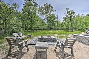 Cabin 1 Mi to Sand Valley, 1 Block to Beach