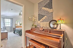 Pet-friendly Bryan Home < 5 Mi to Texas A & M!