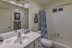 Peaceful Cottage w/ Grill & Yard in Grass Valley!