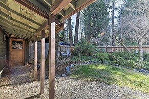 Peaceful Cottage w/ Grill & Yard in Grass Valley!