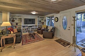 Peaceful Cottage w/ Grill & Yard in Grass Valley!