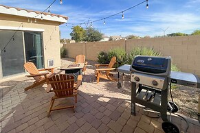 Goodyear Escape w/ Grill: Community Pool Access!