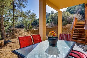 5 Mi to Dtwn Prescott: Home w/ Deck & Mtn Views