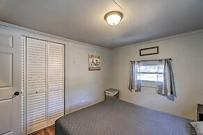 'the Grey Goose': Waterfront Home With Beach