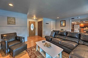 'the Grey Goose': Waterfront Home With Beach