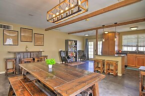 2 Mi to Dtwn Phoenix: Cottage w/ Private Yard!