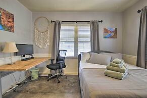 2 Mi to Dtwn Phoenix: Cottage w/ Private Yard!