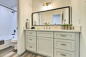 Updated Gilbert Home w/ Pool, Outdoor Dining Area