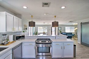Charming Phoenix Home w/ Patio ~ 3 Miles to Dtwn!