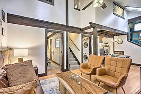Woodsy Flagstaff Hideaway w/ Deck + Sunroom!