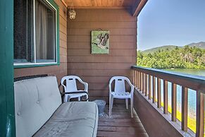 Resort Condo w/ Lake + Pool ~ 5 Mi to Flume Gorge!