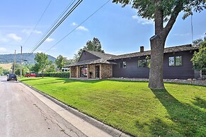 Charming Sturgis Home < 1 Mi to Downtown!