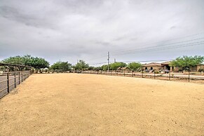 Phoenix 'kick Back Corral' w/ Outdoor Oasis!