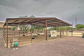 Phoenix 'kick Back Corral' w/ Outdoor Oasis!