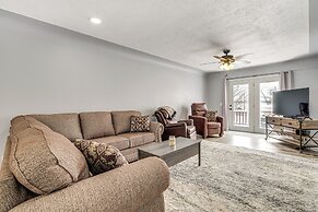 Charming Curtis House: Large Deck w/ Lake View!
