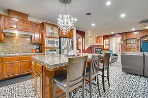 Luxe Atwater Home w/ Patio: 10 Mi to Yosemite Lake