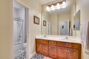 Luxe Atwater Home w/ Patio: 10 Mi to Yosemite Lake