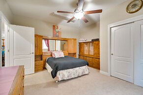 Luxe Atwater Home w/ Patio: 10 Mi to Yosemite Lake