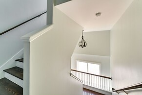 Walk to Downtown: Cozy Lenoir Apartment!