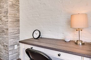 Walk to Downtown: Cozy Lenoir Apartment!