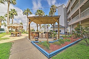 Corpus Christi Escape: Pool & Direct Beach Access!