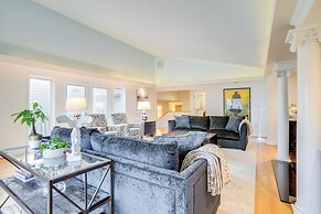 The White Elephant Inn Getaway w/ Pool & Hot Tub!