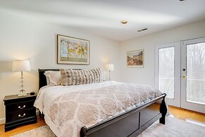 The White Elephant Inn Getaway w/ Pool & Hot Tub!