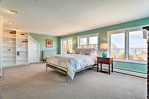 Birders Paradise Beachhouse < 2 Miles to Winery!