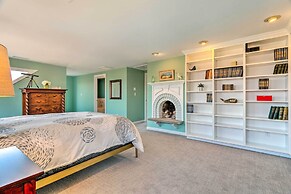 Birders Paradise Beachhouse < 2 Miles to Winery!