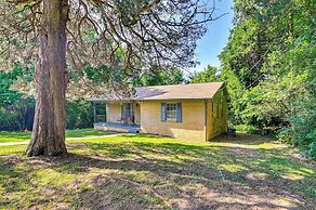 Quaint Oxford Home ~ 2 Mi to Ole Miss & The Grove!