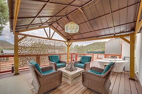 Deck & Indoor Pickleball Court: West Sedona Home!