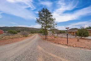 Deck & Indoor Pickleball Court: West Sedona Home!