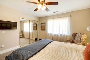 Deck & Indoor Pickleball Court: West Sedona Home!