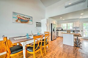 Coastal Escape: Bayfront Home w/ Dock & Views
