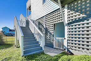 Oceanside Oak Island Getaway: For Families & Pets!