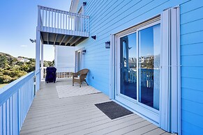 Oceanside Oak Island Getaway: For Families & Pets!