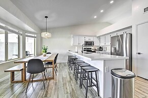 Pool, BBQ & Patio: Gilbert Getaway Near Golfing