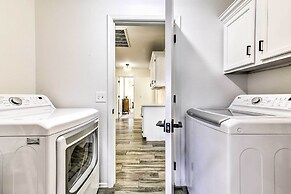 Pool, BBQ & Patio: Gilbert Getaway Near Golfing