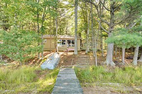 Serene Woodruff Cottage: Lakefront Access!