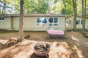 Serene Woodruff Cottage: Lakefront Access!