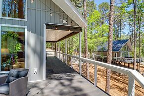 Greers Ferry Treehouse-style Cabin w/ Lake Access!