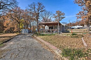 Kingston Getaway < 2 Mi to Lake Texoma!