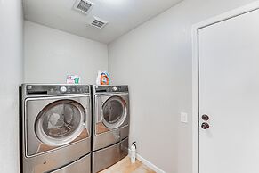 Gilbert Family Home: Games, Private Pool & Patio!