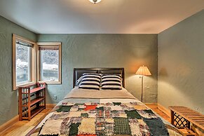 Walk to Town & Coast: Anchorage Condo w/ Fireplace