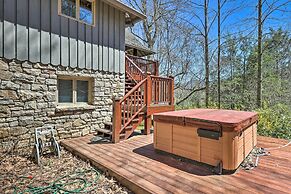 40-acre Ski Retreat w/ Hot Tub in Banner Elk!
