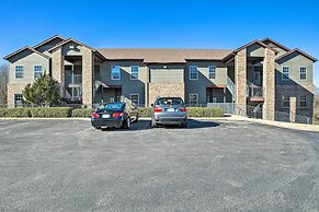 Branson Condo w/ Balcony on Ledgestone Golf Course