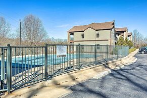 Branson Condo w/ Balcony on Ledgestone Golf Course